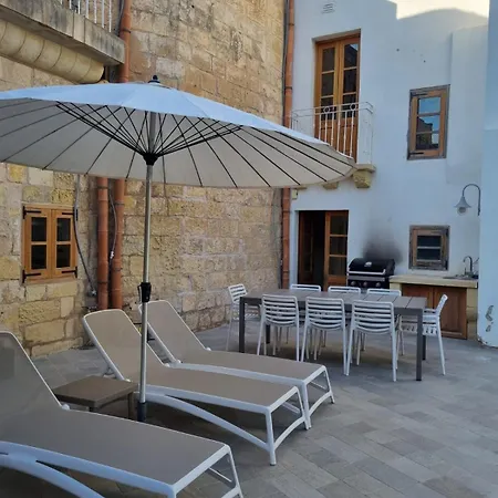 Traditional Maltese House Of Character- Renovated * Hal Ghaxiak